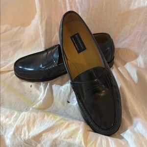 Bostonian Black Loafers Slip-Ons with Polished Leather Finish